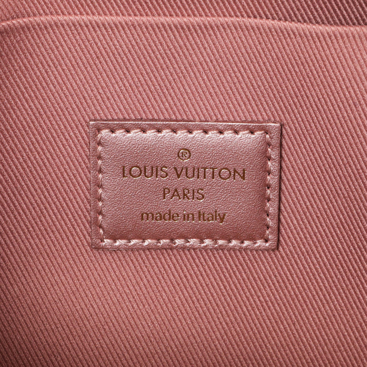 Louis Vuitton Metallic Pale Pink Vernis Pochette Felicie Chain Wallet Handbags Louis Vuitton