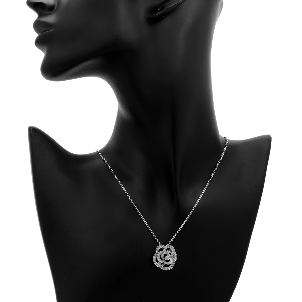 Chanel 18K White Gold Diamond Fil de Camélia Pendant Necklace Designer Jewellery Chanel