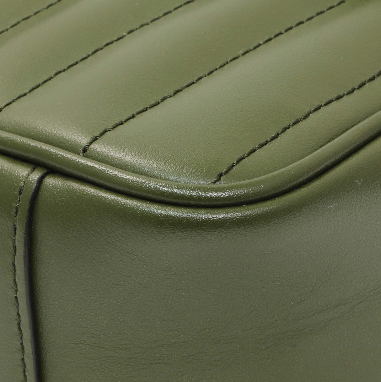 Gucci Green Calfskin Matelasse Aria Small GG Marmont Shoulder Bag Handbags Gucci