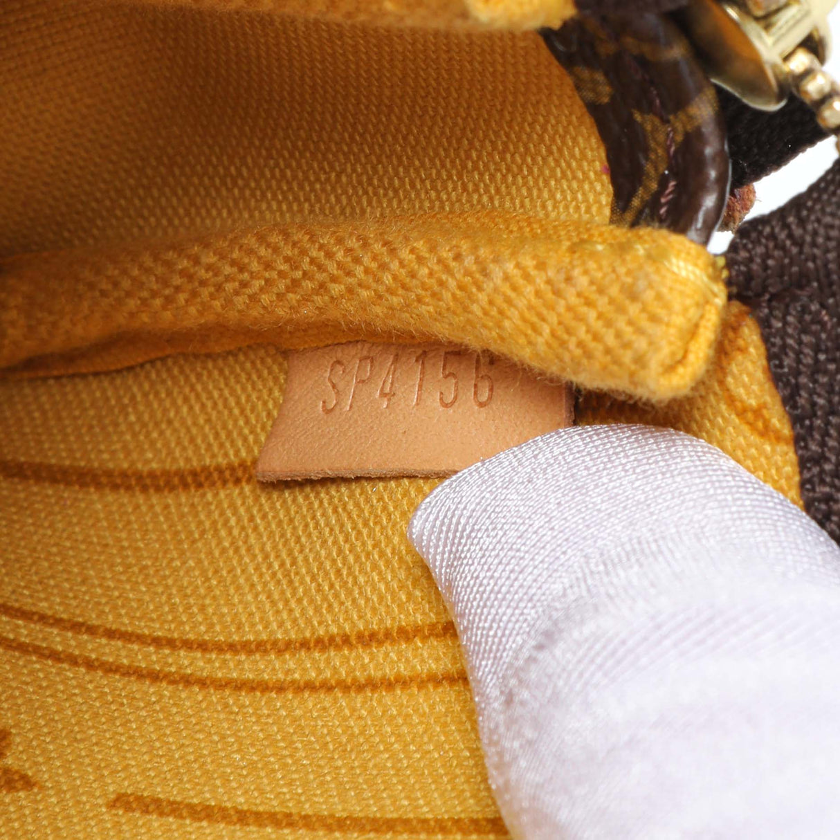 Louis Vuitton Monogram Mini Pochette Accessories Handbags Louis Vuitton