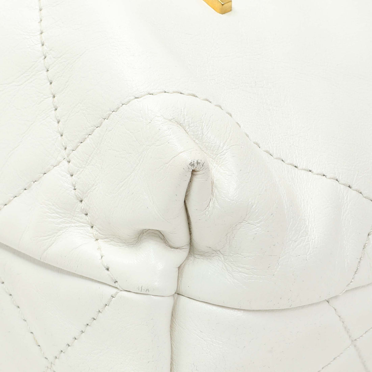 Chanel White Shiny Calfskin Quilted Mini Chanel 22