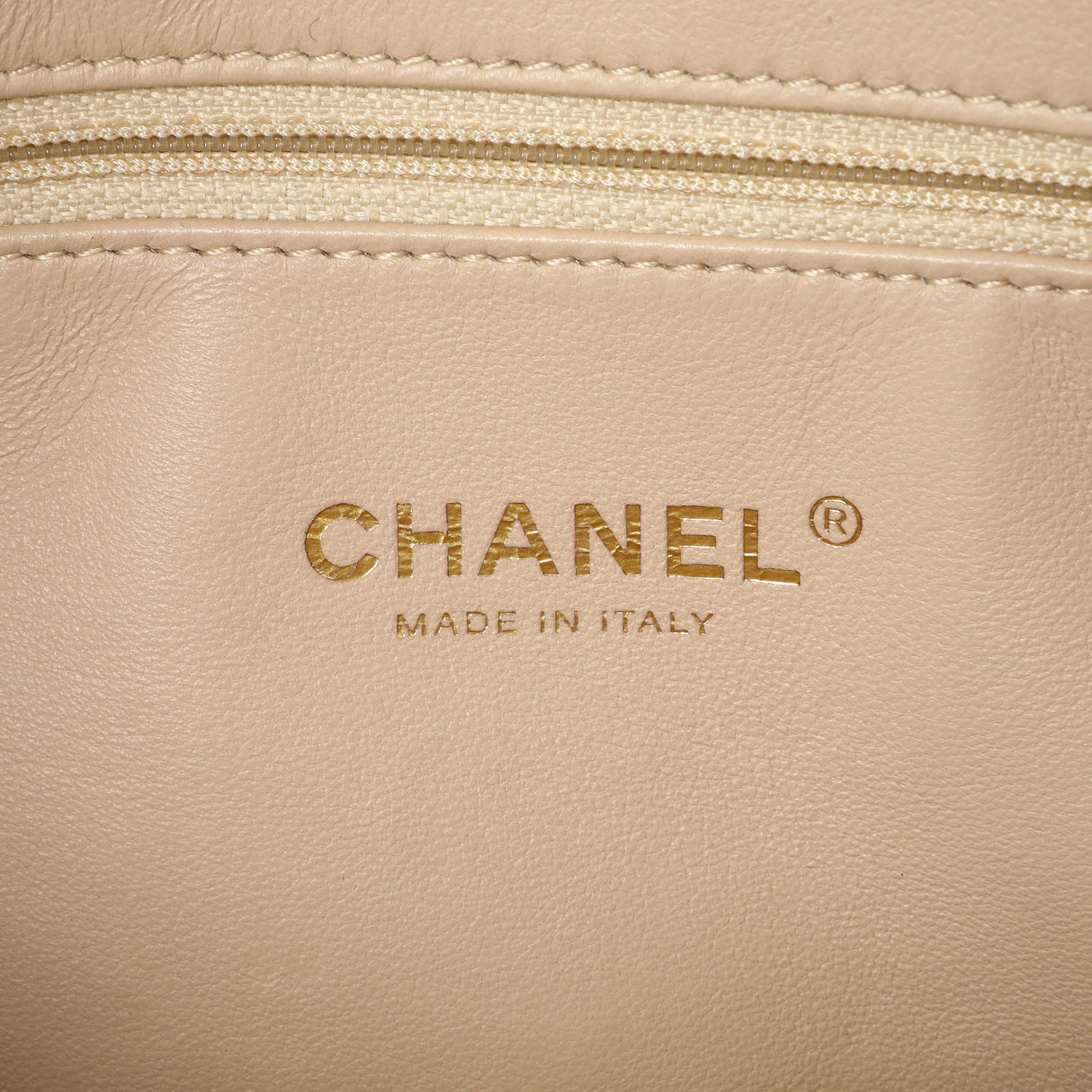 Chanel Black Quilted Lambskin Large Carry Chic Shopping Tote Handbags Chanel