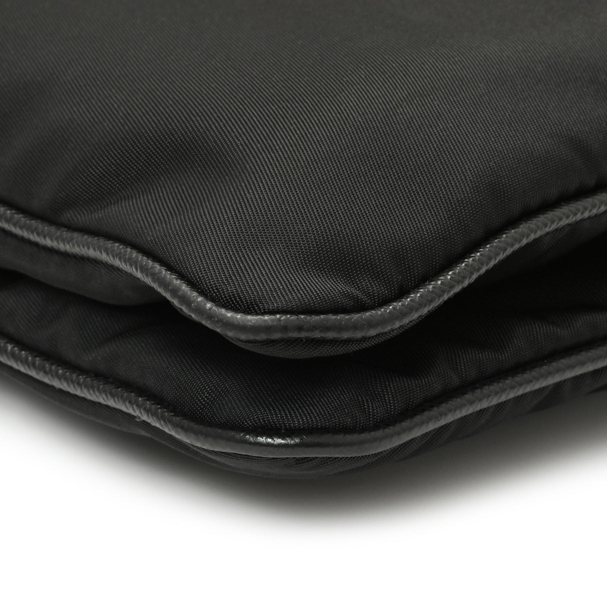 Prada Black Nylon Re-Edition 2000 Messenger Bag Handbags Prada