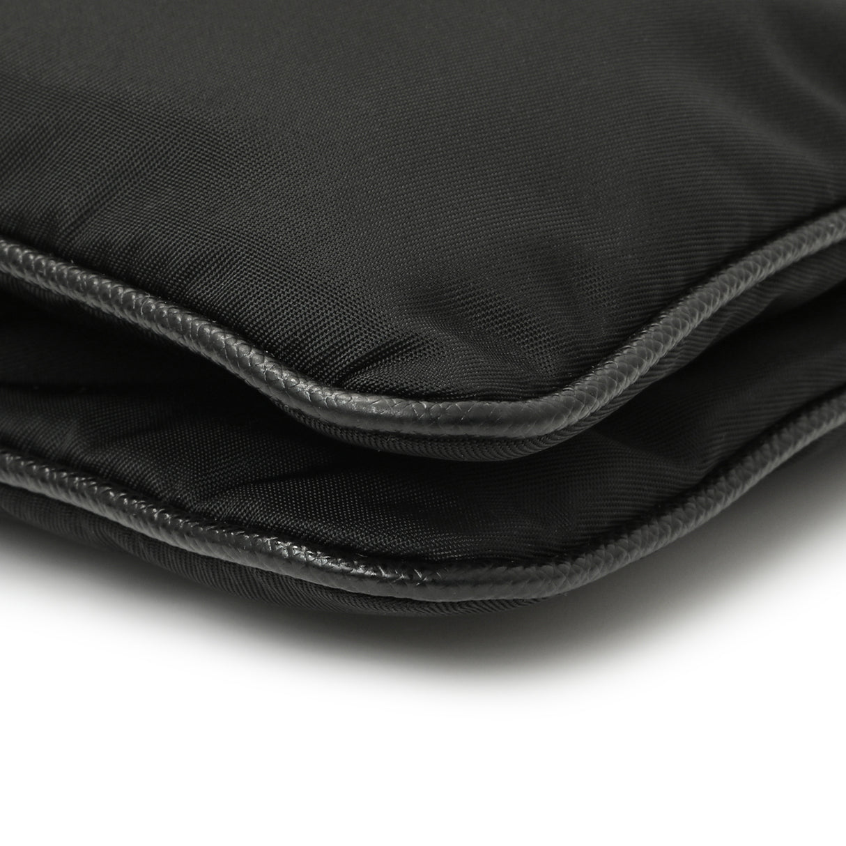 Prada Black Nylon Re-Edition 2000 Messenger Bag Handbags Prada