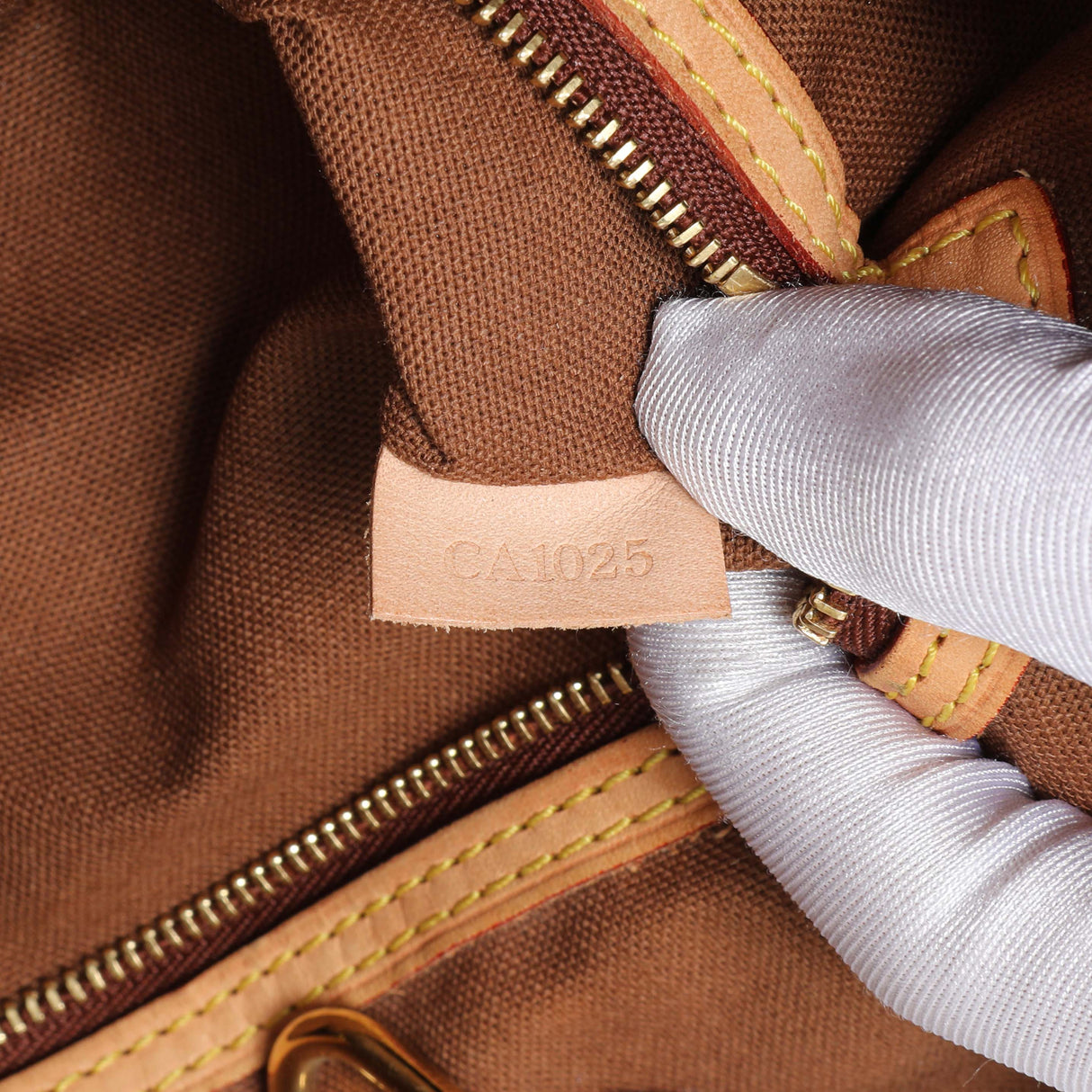 Louis Vuitton Monogram Batignolles Horizontal Handbags Louis Vuitton