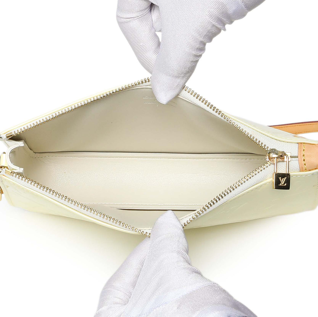 Louis Vuitton Perle Vernis Lexington Pochette Handbags Louis Vuitton