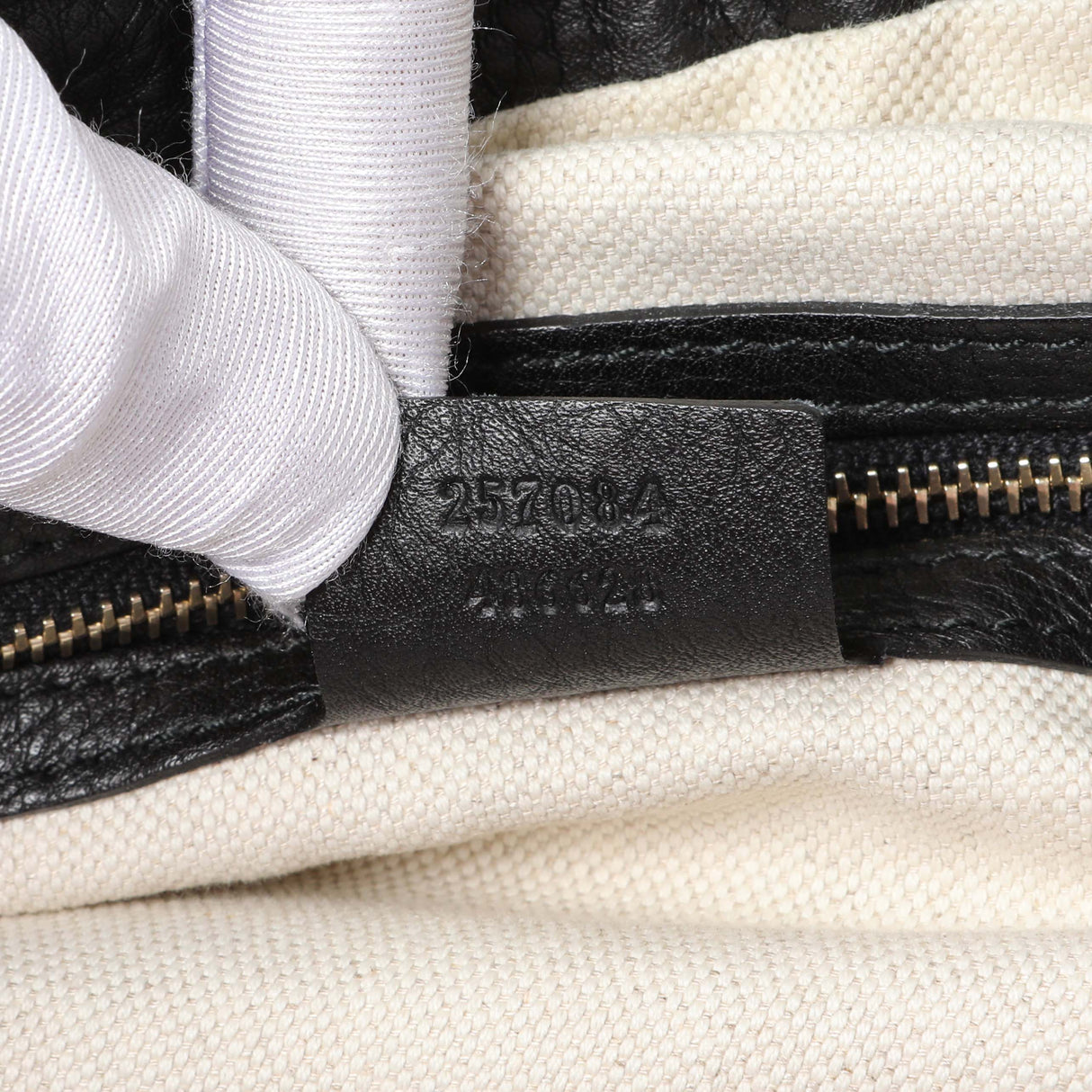 Gucci Black Grained Calfskin Medium Web Hobo