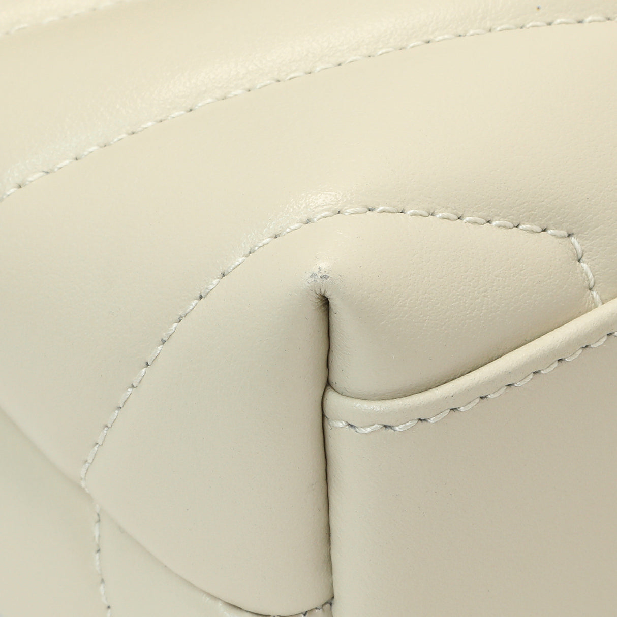 Saint Laurent Ivory Calfskin Monogram Toy Loulou Crossbody Handbags Saint Laurent