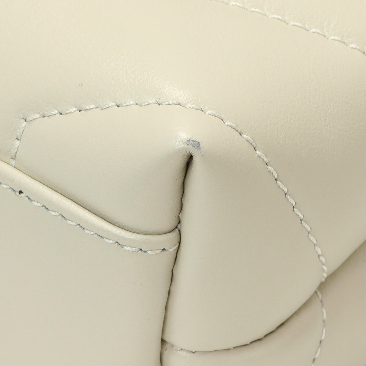 Saint Laurent Ivory Calfskin Monogram Toy Loulou Crossbody Handbags Saint Laurent