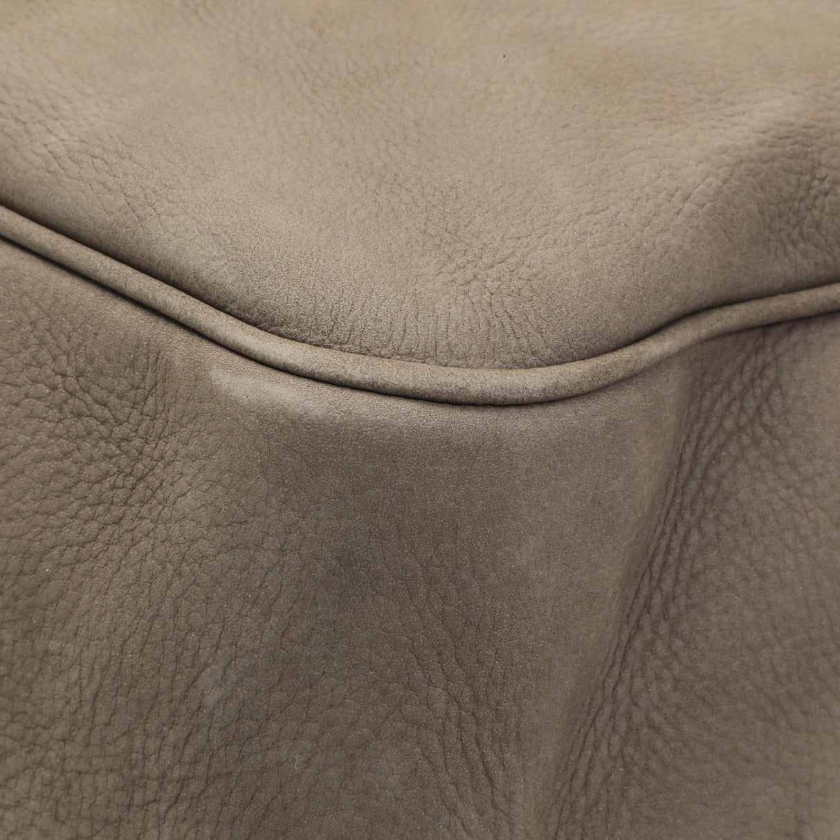 Gucci Grey Vitello Range Medium Soho Bowler Handbags Gucci