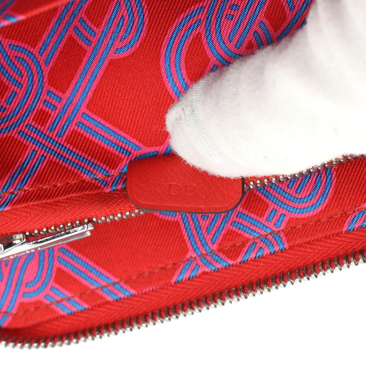 Hermes Rouge De Coeur Swift Noeuds Marins Silk'in Compact Zip Wallet Accessories Hermes