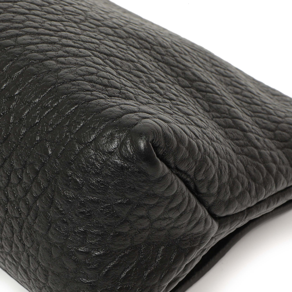 Burberry Black Grained Calfskin Mildenhall Crossbody Handbags Burberry