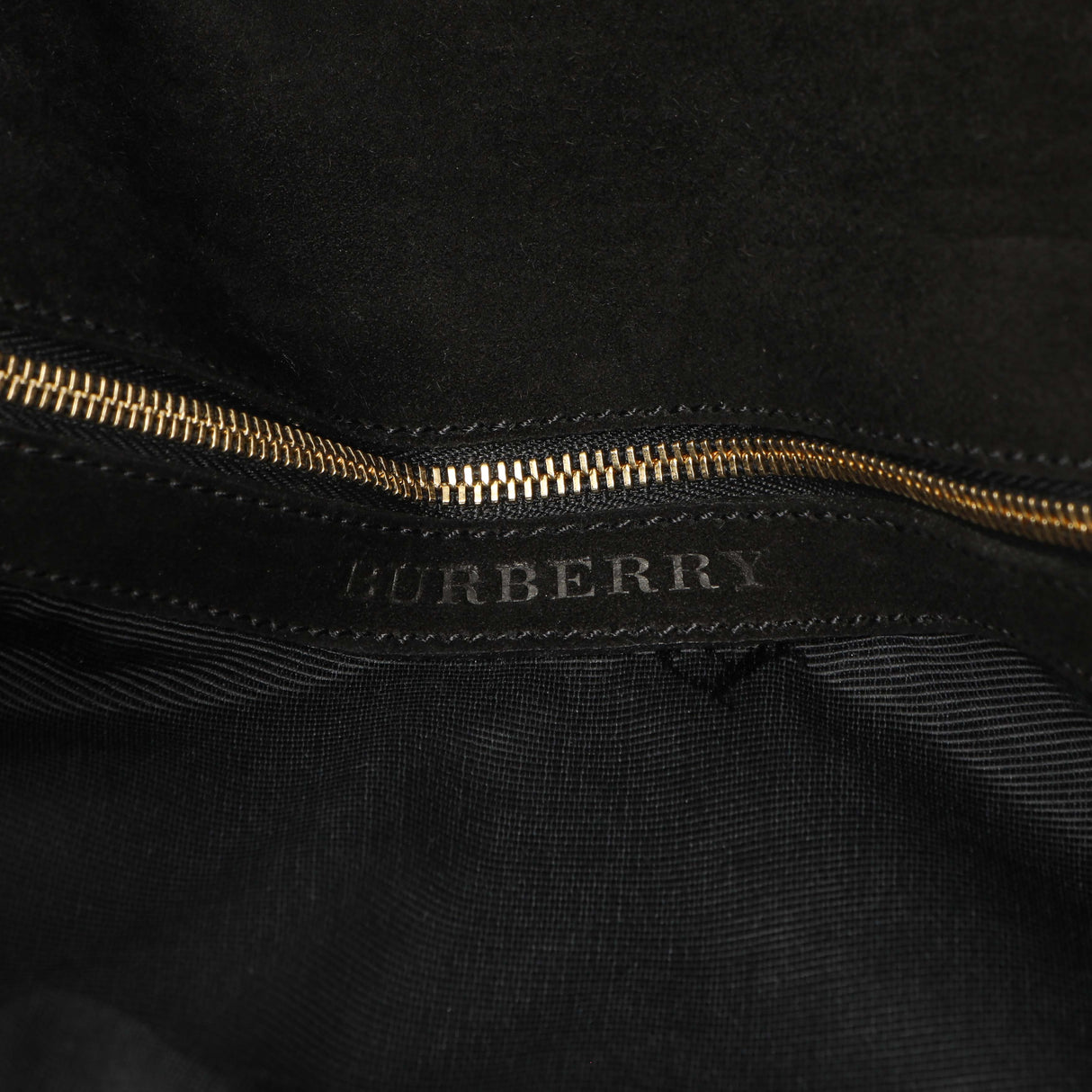 Burberry Black Grained Calfskin Mildenhall Crossbody Handbags Burberry