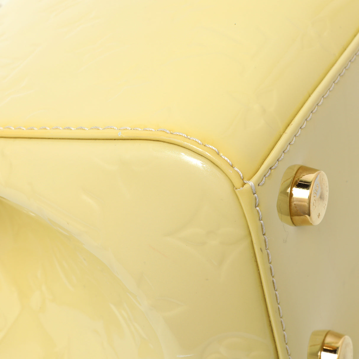 Louis Vuitton Blanc Corail Vernis Brea MM Handbags Louis Vuitton