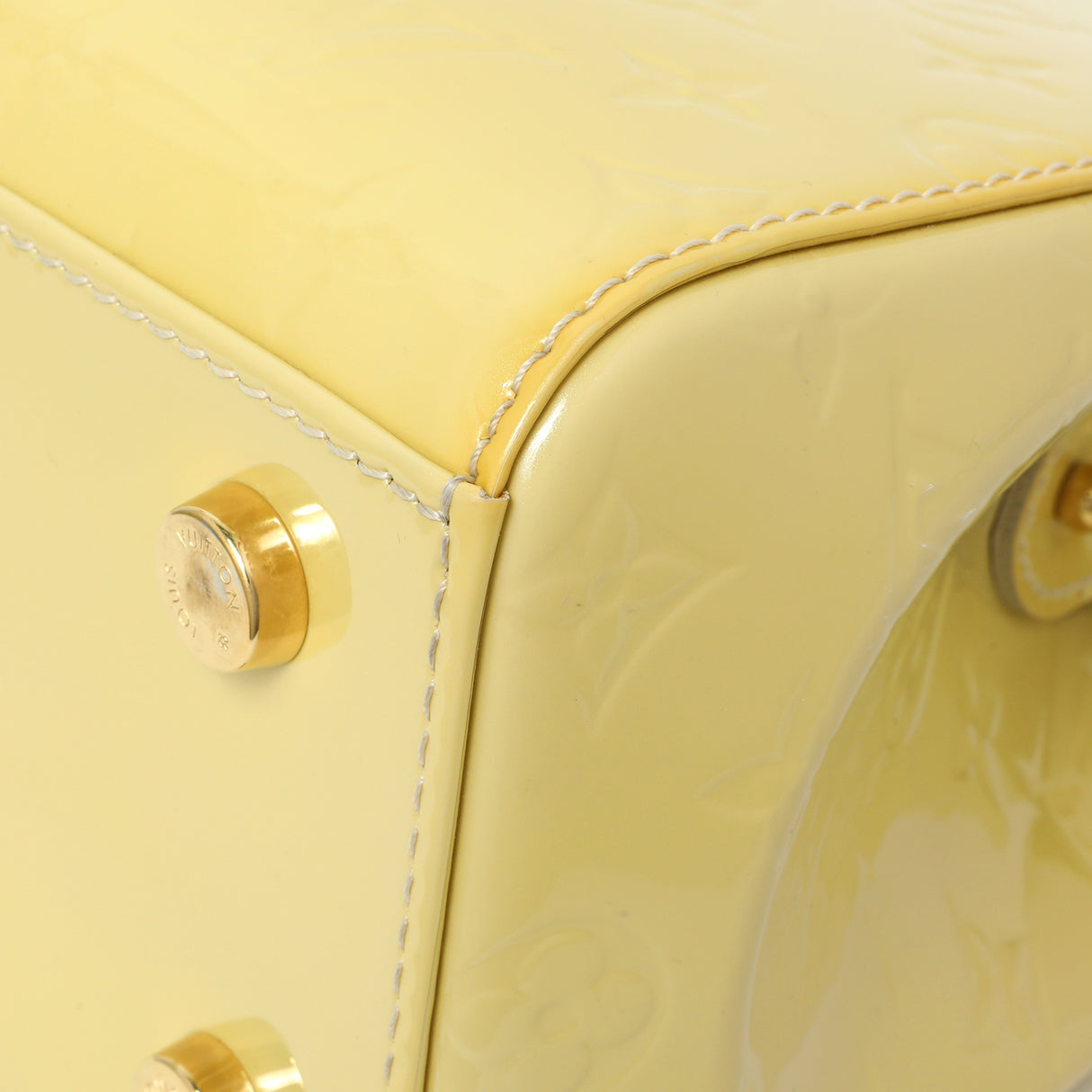 Louis Vuitton Blanc Corail Vernis Brea MM Handbags Louis Vuitton