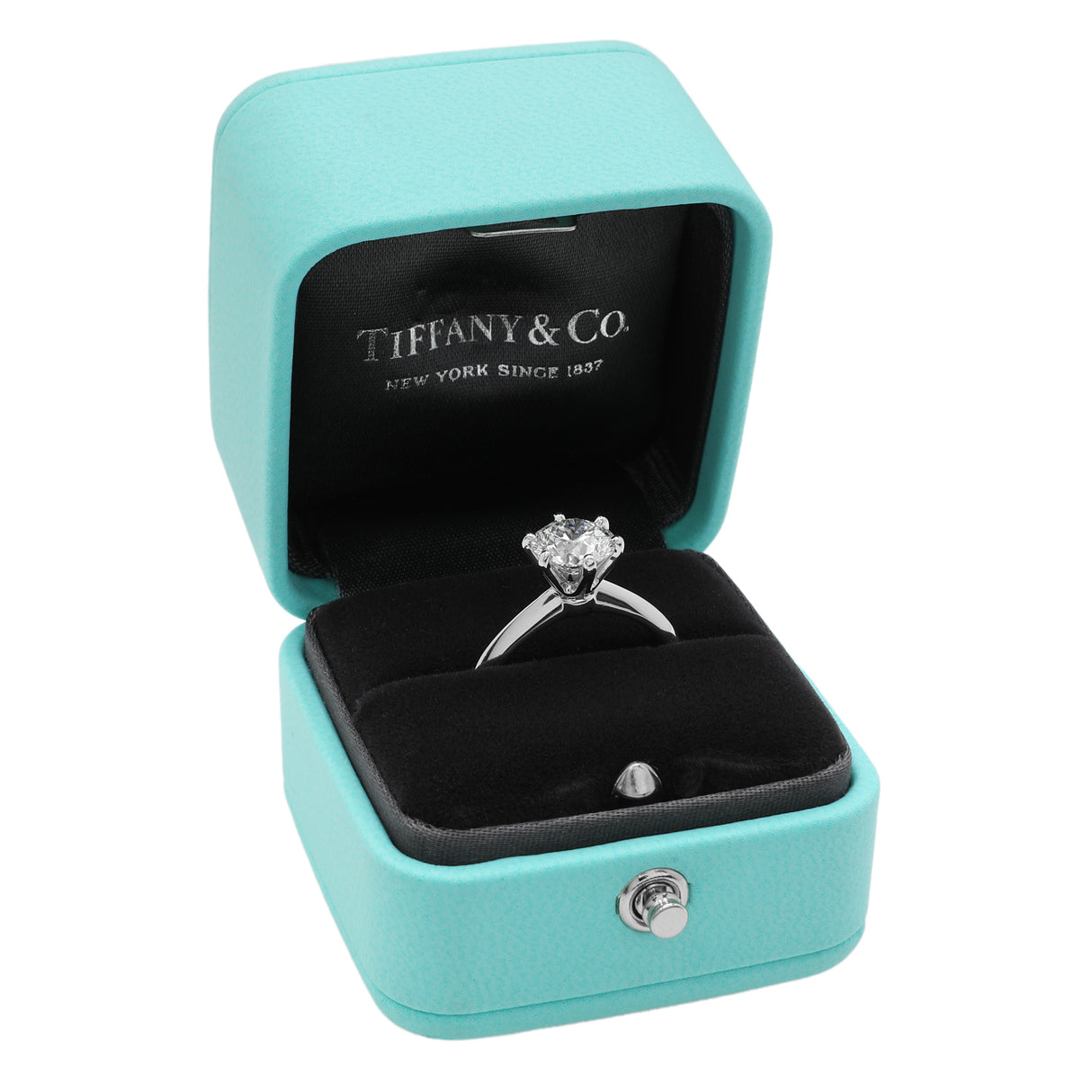 Tiffany & Co. Platinum 1.73 Carat Diamond Solitaire Engagement Ring Designer Jewellery Tiffany and Co