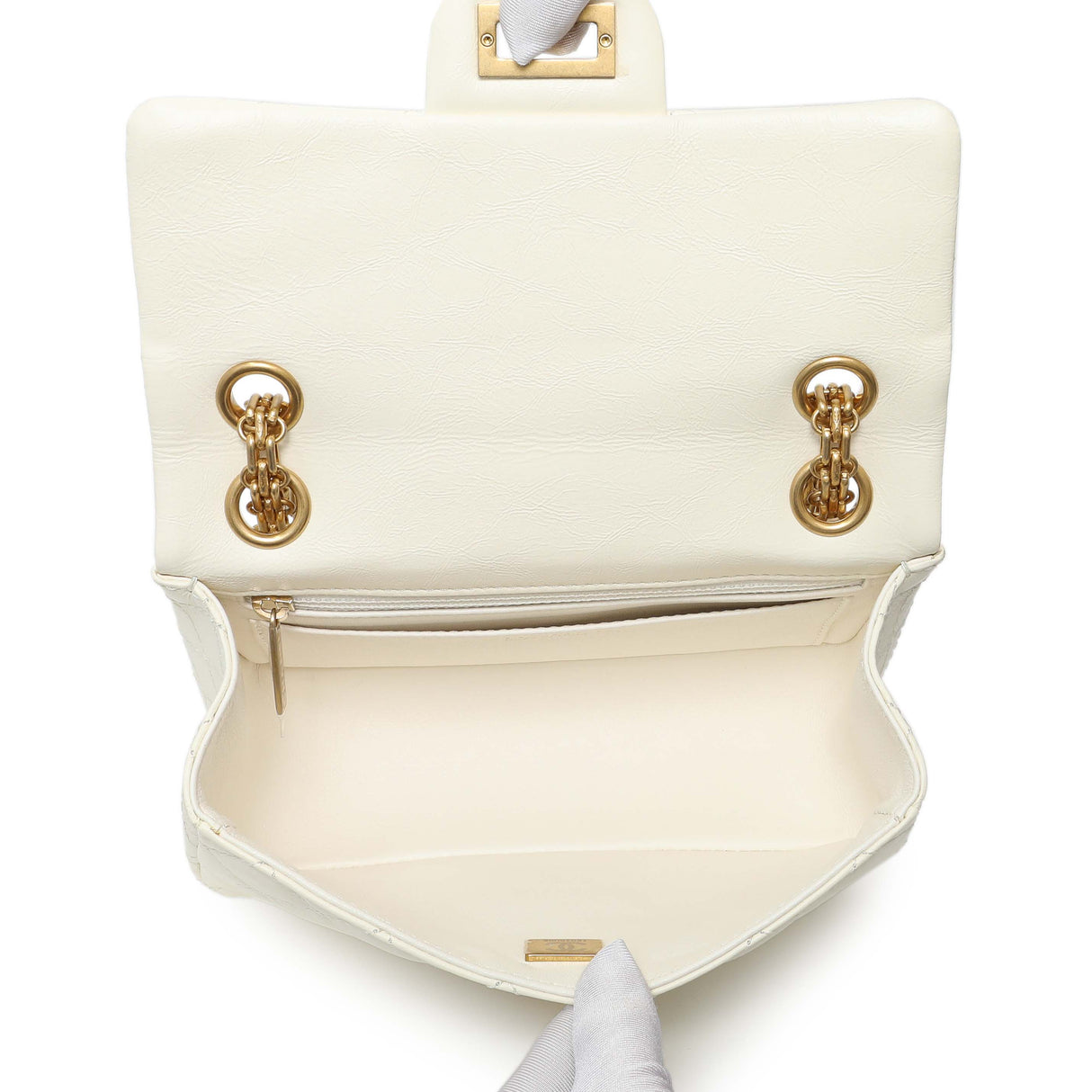 Chanel White Quilted Aged Calfskin 2.55 Reissue Flap 224 Handbags Chanel