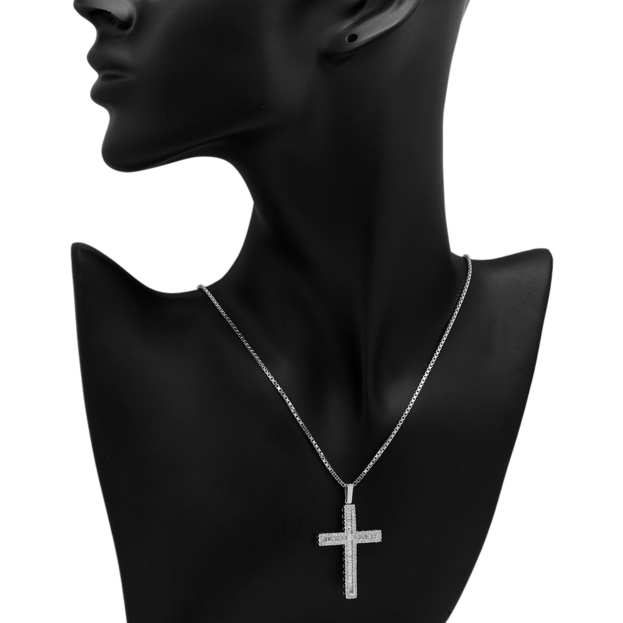 18K White Gold 1.93 Carat Diamond Cross Pendant Fine Jewellery Modaselle