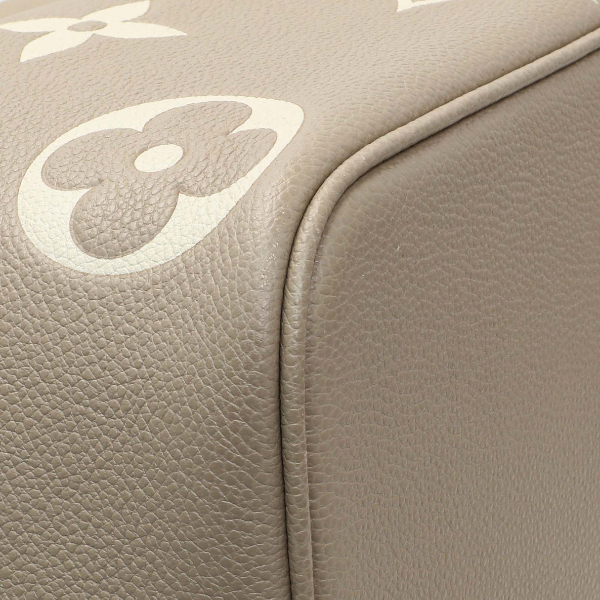 Louis Vuitton Tourterelle Creme Empreinte Monogram Giant Neonoe MM Handbags Louis Vuitton