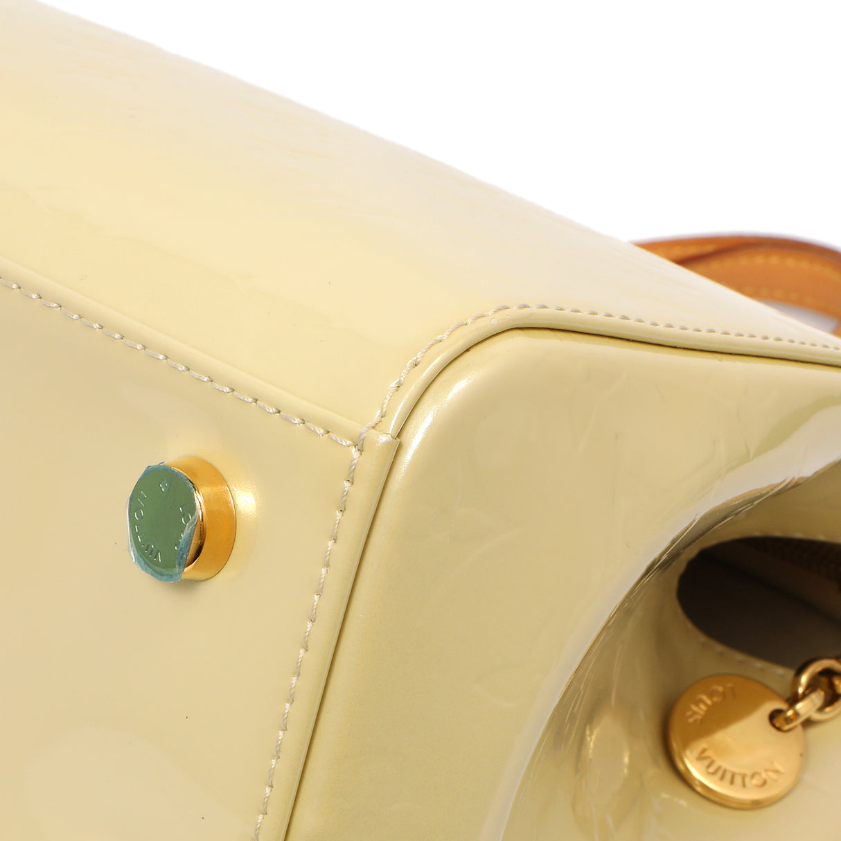 Louis Vuitton Blanc Corail Vernis Brea MM Handbags Louis Vuitton