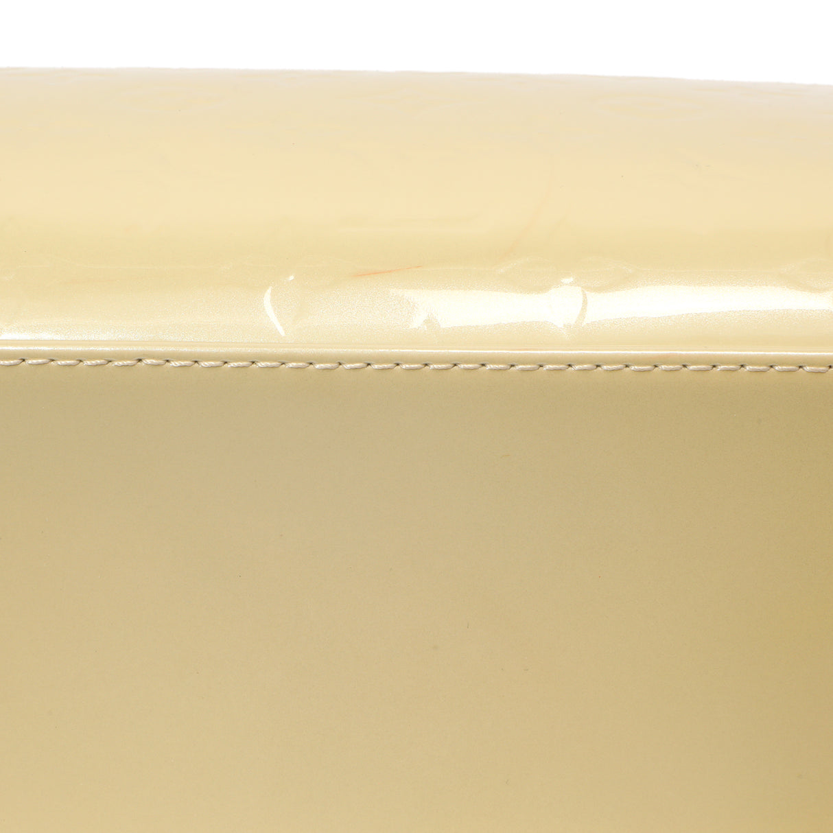 Louis Vuitton Blanc Corail Vernis Brea MM Handbags Louis Vuitton