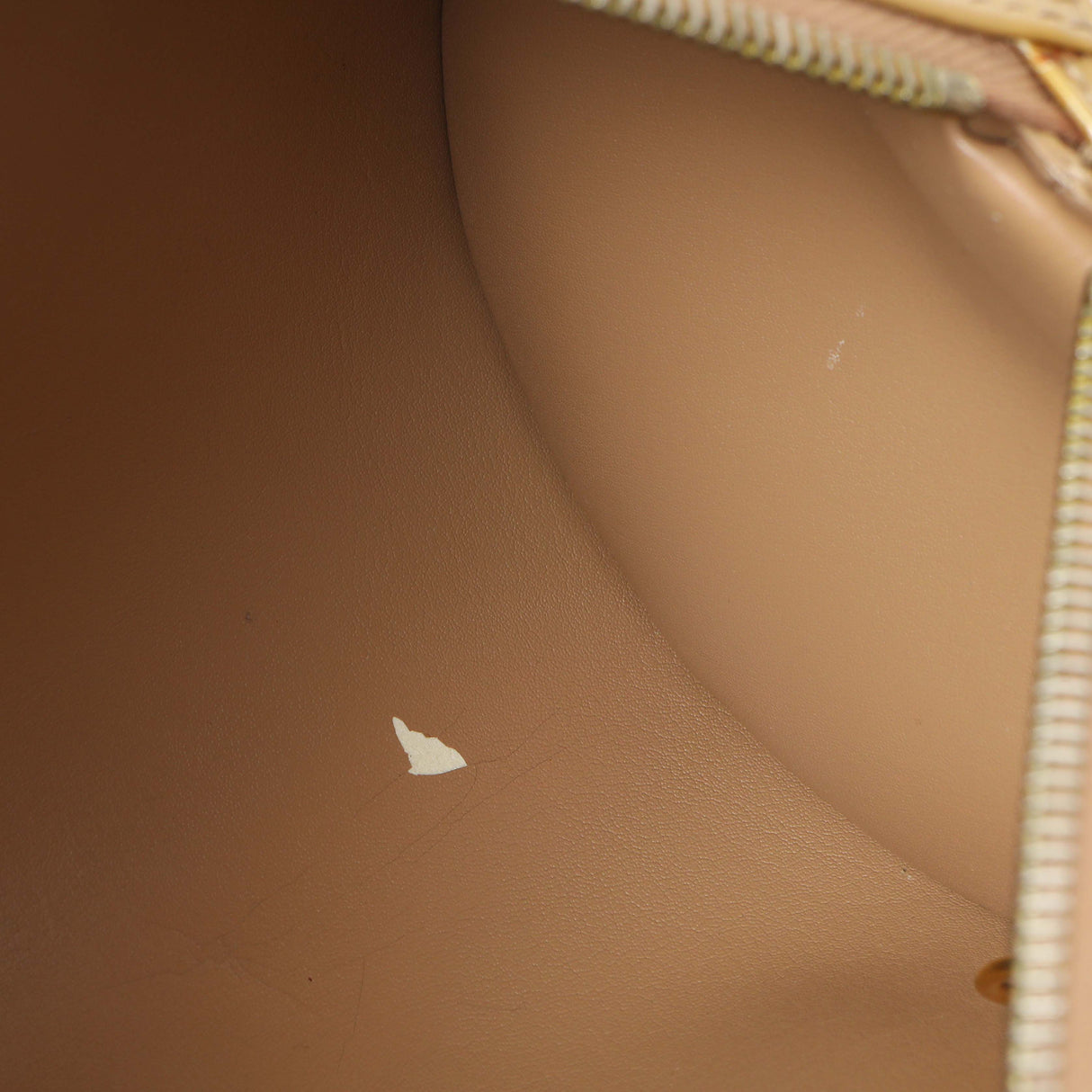 Louis Vuitton Beige Vernis Bedford Handbags Louis Vuitton