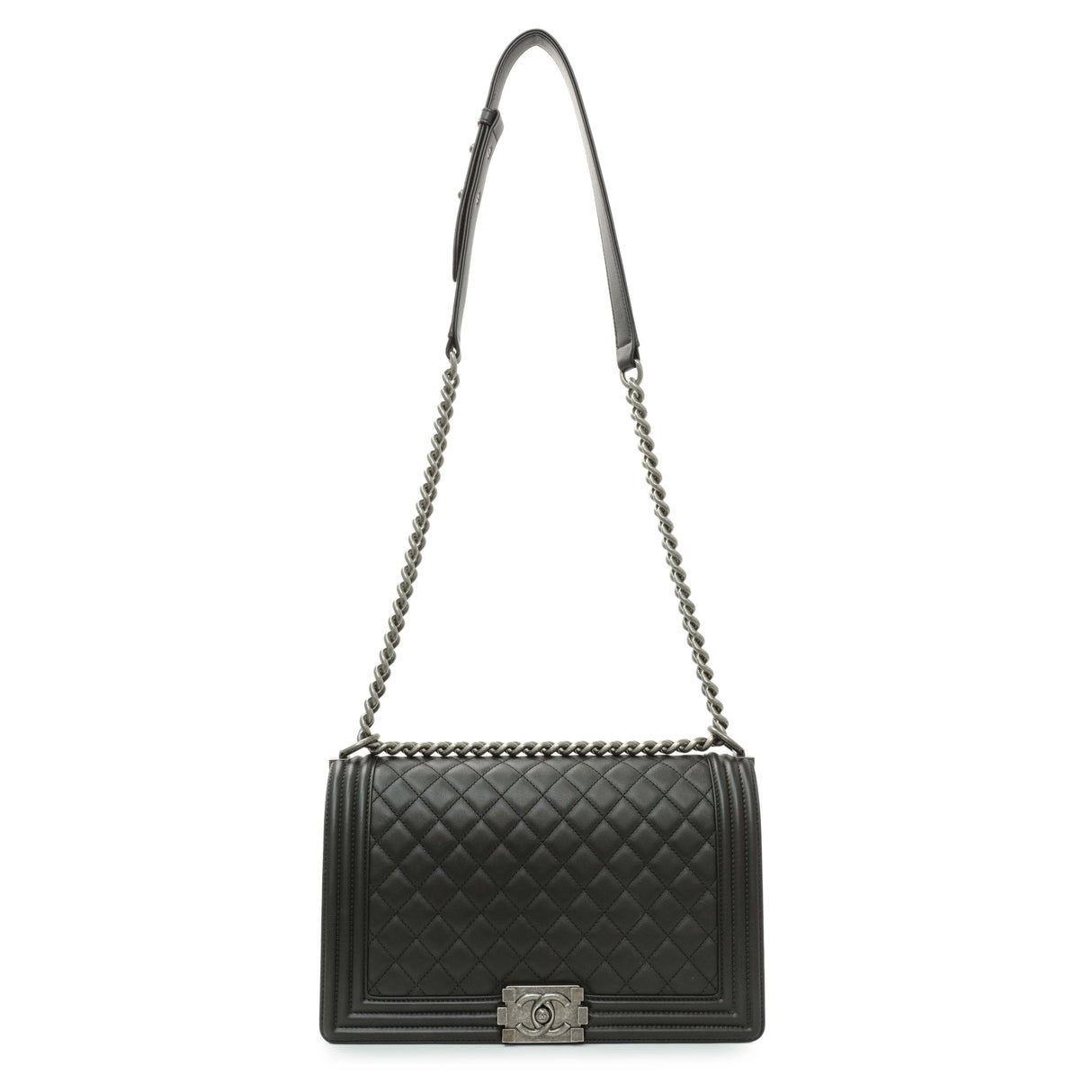 Chanel Black Quilted Calfskin New Medium Boy Flap Handbags Chanel