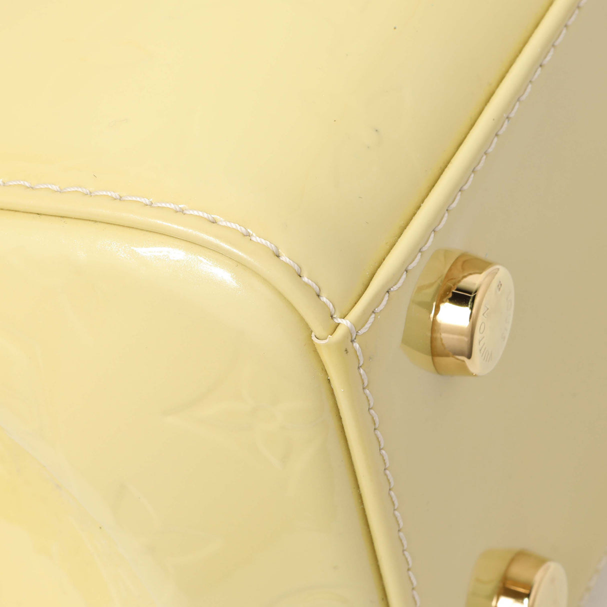 Louis Vuitton Blanc Corail Vernis Brea MM Handbags Louis Vuitton