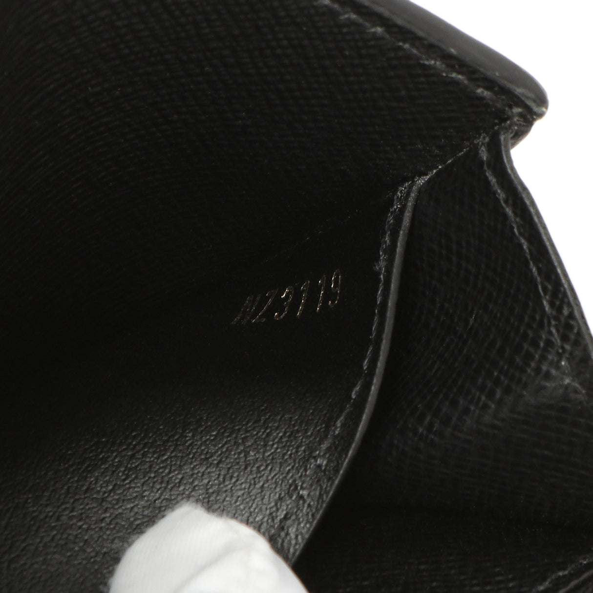 Louis Vuitton Black Epi Leather Trunk Multicartes Key Chain and Bag Charm Accessories Louis Vuitton