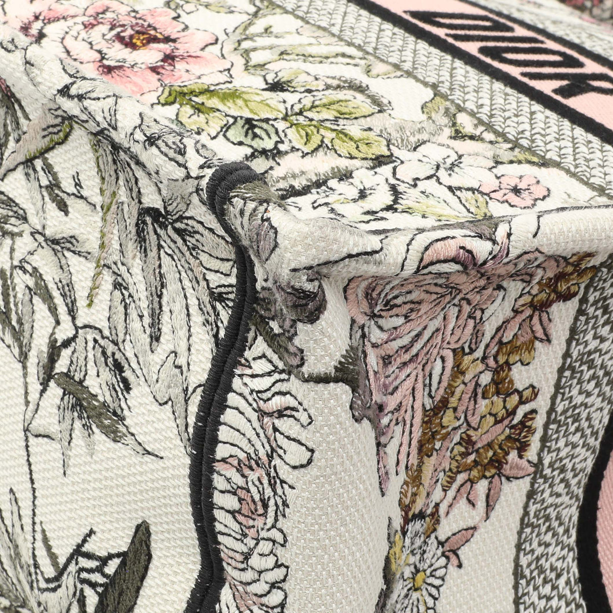 8 items⬆️Christian Dior Pink White Floral Embroidered Medium Book Tote Modaselle