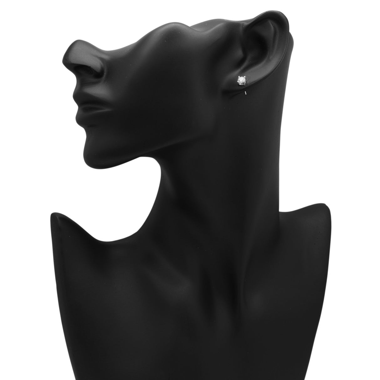 18K White Gold 0.60 Carat Diamond Stud Earrings Modaselle