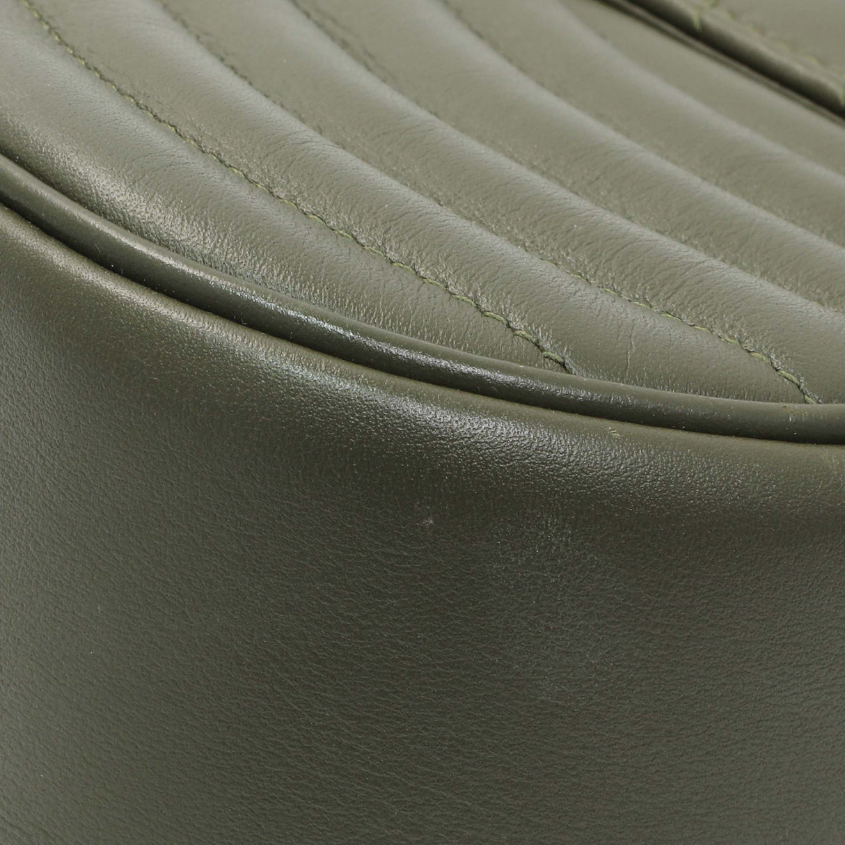 Louis Vuitton Calfskin New Wave Chain MM Handbags Louis Vuitton