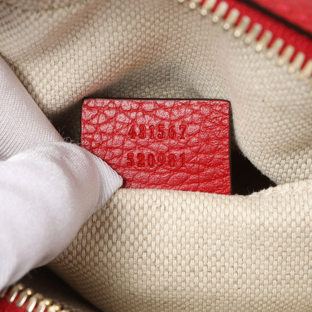 Gucci New Rosette Hibiscus Red Calfskin Small Soho Disco Bag Handbags Gucci