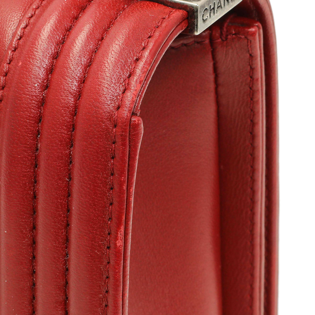 Chanel Red Quilted Calfskin Medium Boy Flap Handbags Chanel