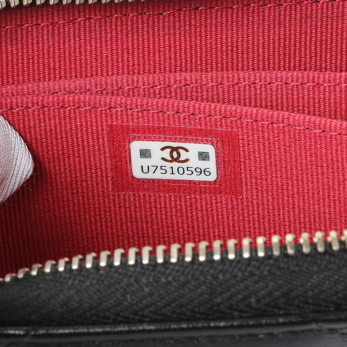 Chanel Black Quilted Lambskin Zip Around 19 Coin Purse Accessories Chanel