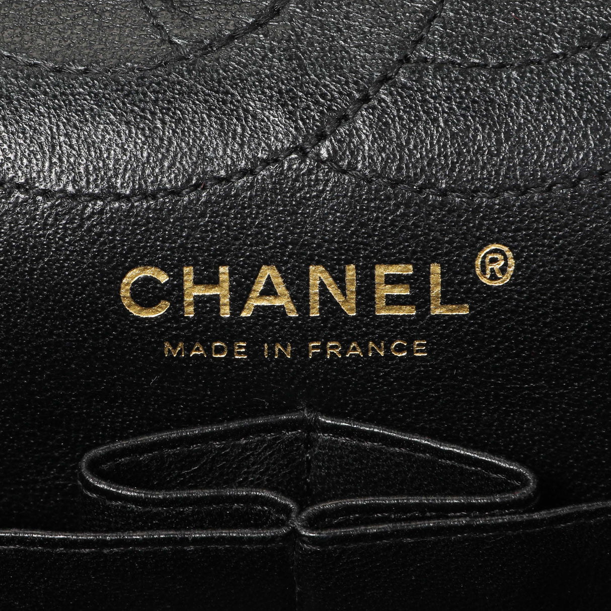 Chanel Black Quilted Aged Calfskin 2.55 Reissue 226 Flap Handbags Chanel