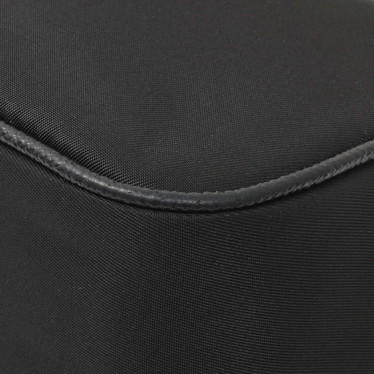 Prada Black Nylon Re-Edition 2005 Shoulder Bag Modaselle