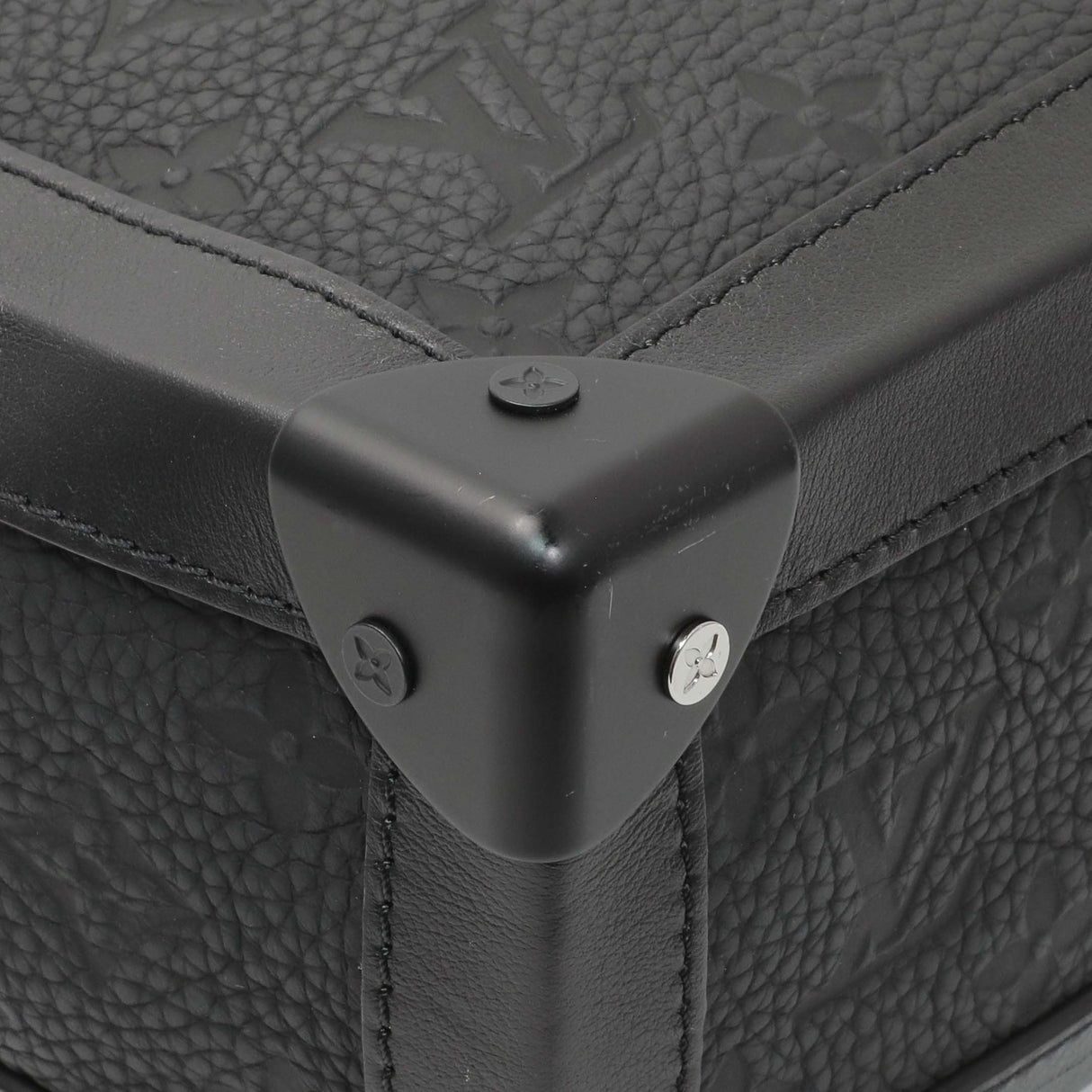 Louis Vuitton Taurillon Monogram Solar Ray Soft Trunk Black Handbags Louis Vuitton