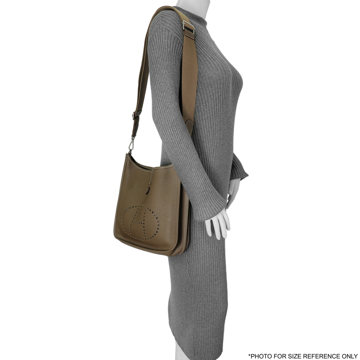 Hermes Etoupe Clemence Evelyne III PM Handbags Hermes