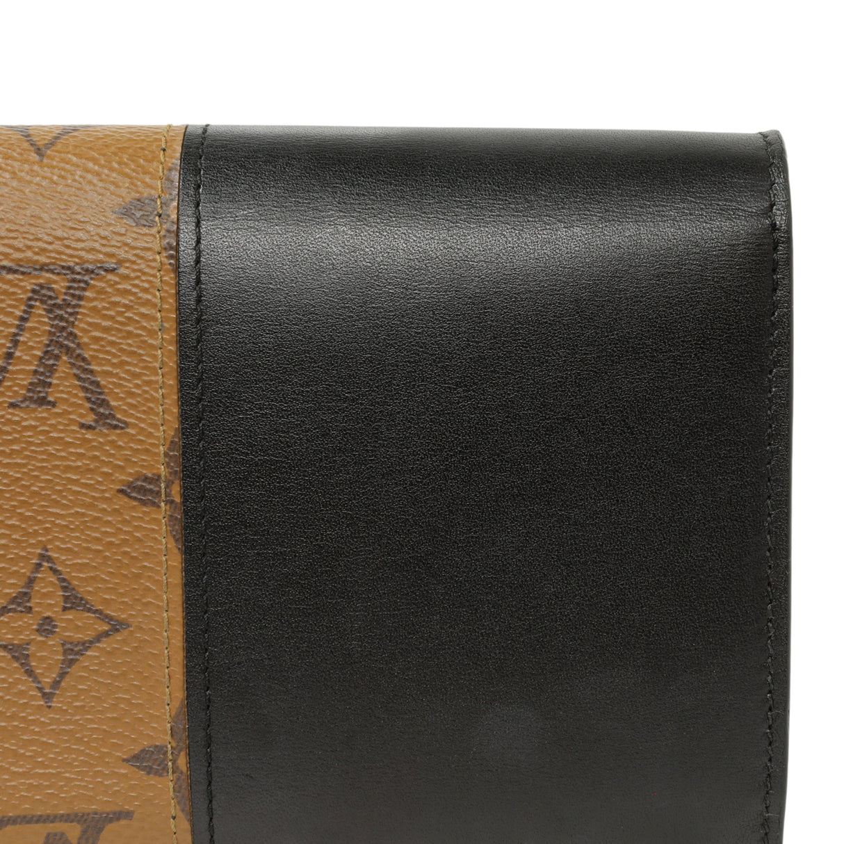 Louis Vuitton Reverse Monogram Studded Night Lights Twist Chain Wallet Handbags Louis Vuitton