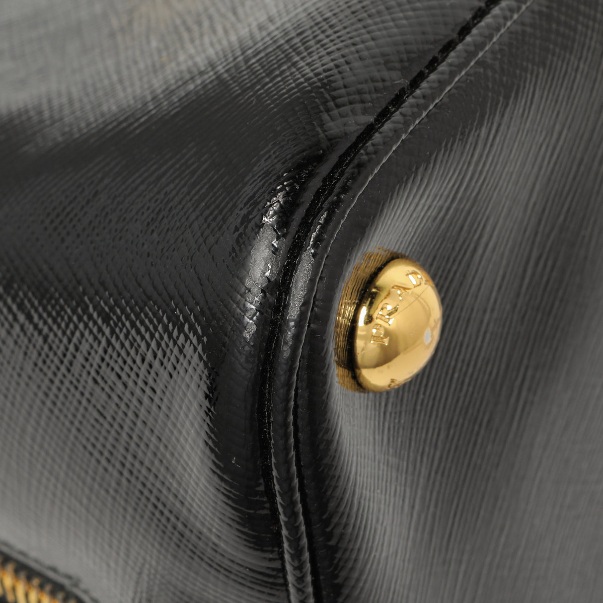 Prada Black Saffiano Vernice Promenade Tote Handbags Prada