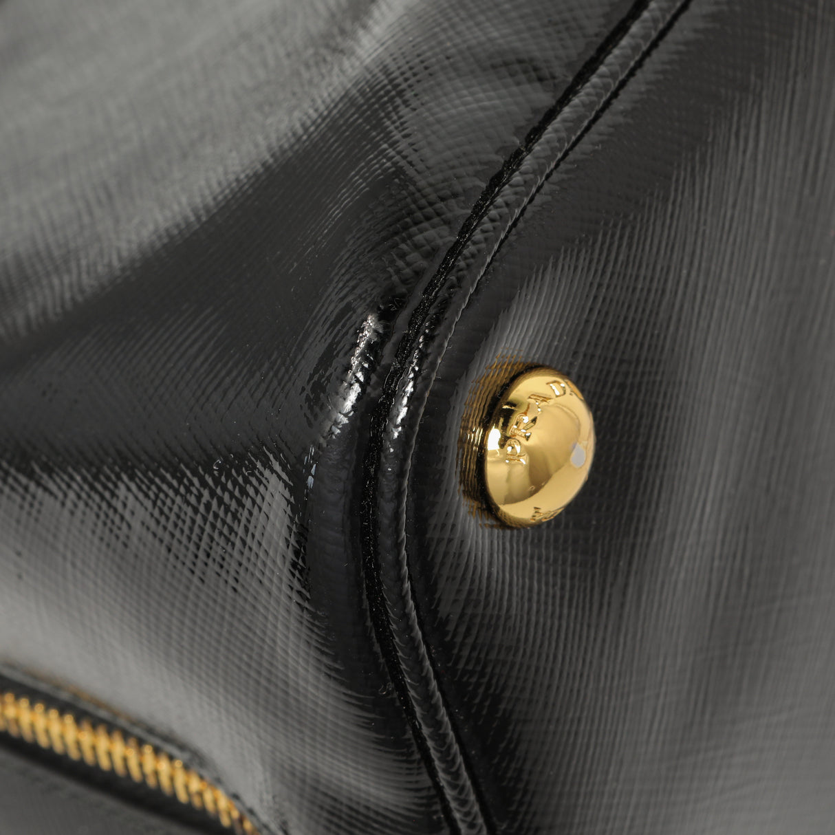 Prada Black Saffiano Vernice Promenade Tote Handbags Prada