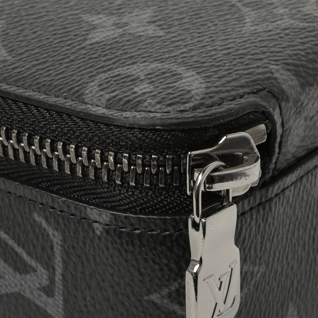 Louis Vuitton Monogram Eclipse Alpha Wearable Wallet Handbags Louis Vuitton