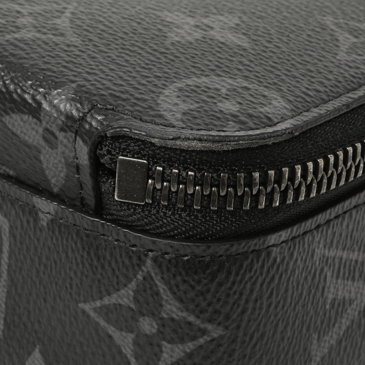 Louis Vuitton Monogram Eclipse Alpha Wearable Wallet Handbags Louis Vuitton