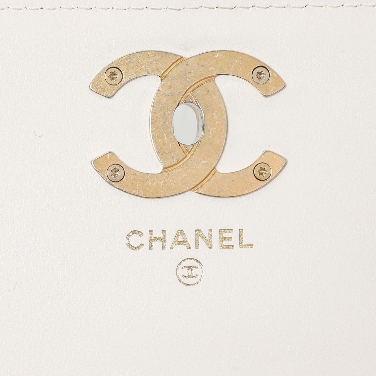 Chanel White Quilted Caviar Camellia Chain Flap Handbags Chanel