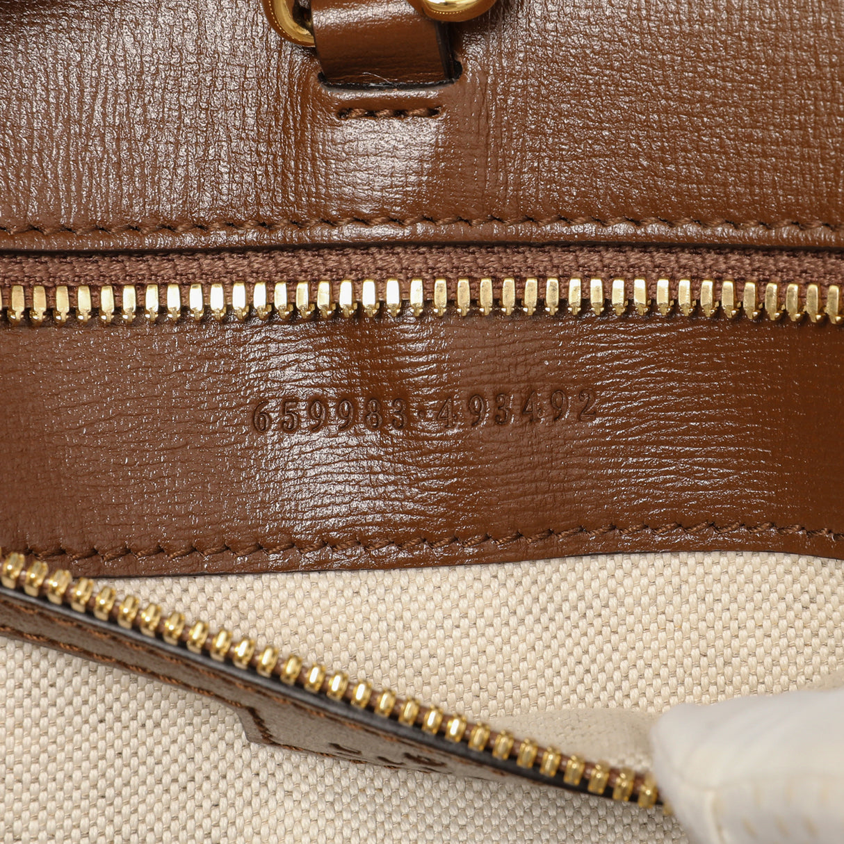 Gucci GG Supreme Small Retro Interlocking G Tote Handbags Gucci