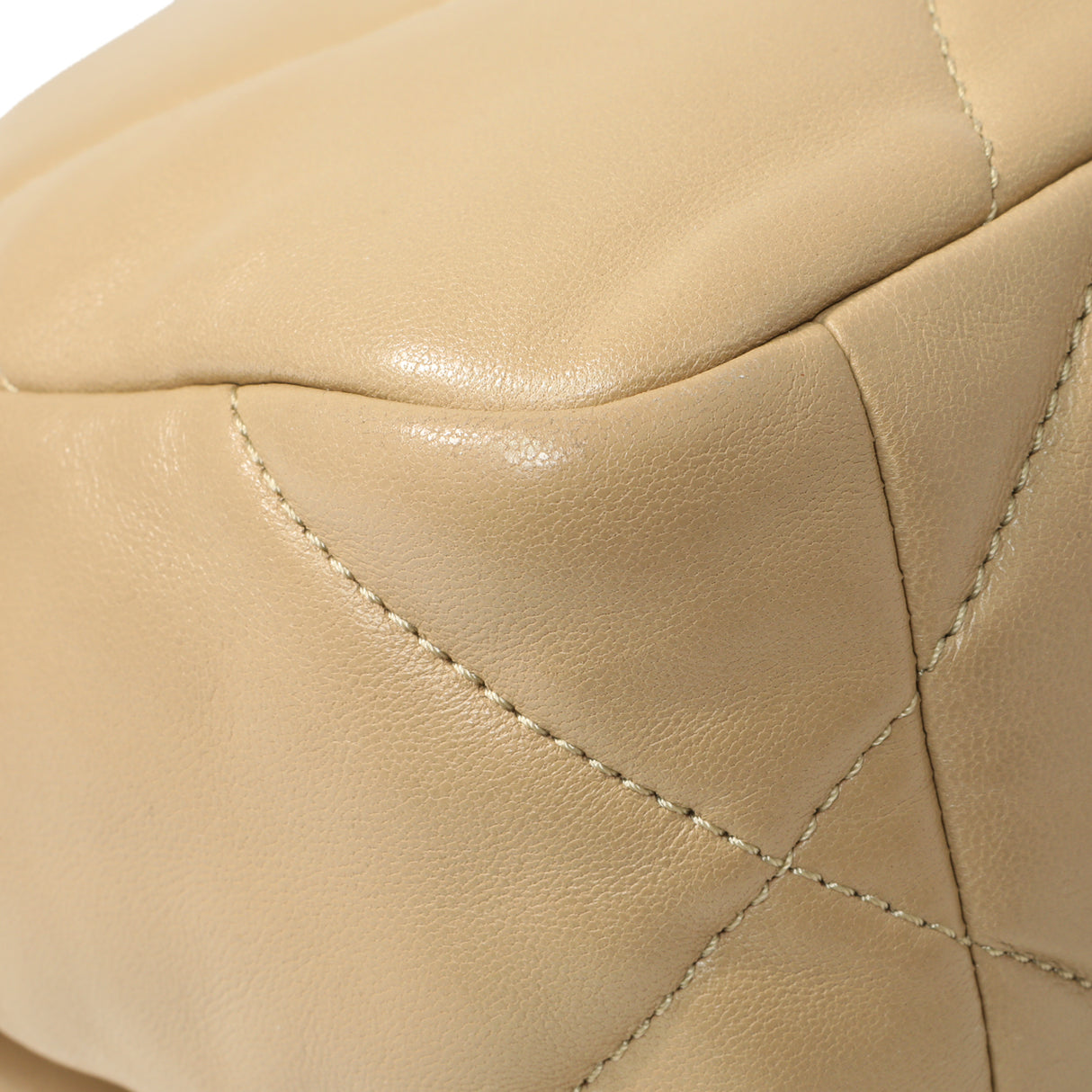 Chanel Beige Quilted Lambskin Medium 19 Flap Handbags Chanel