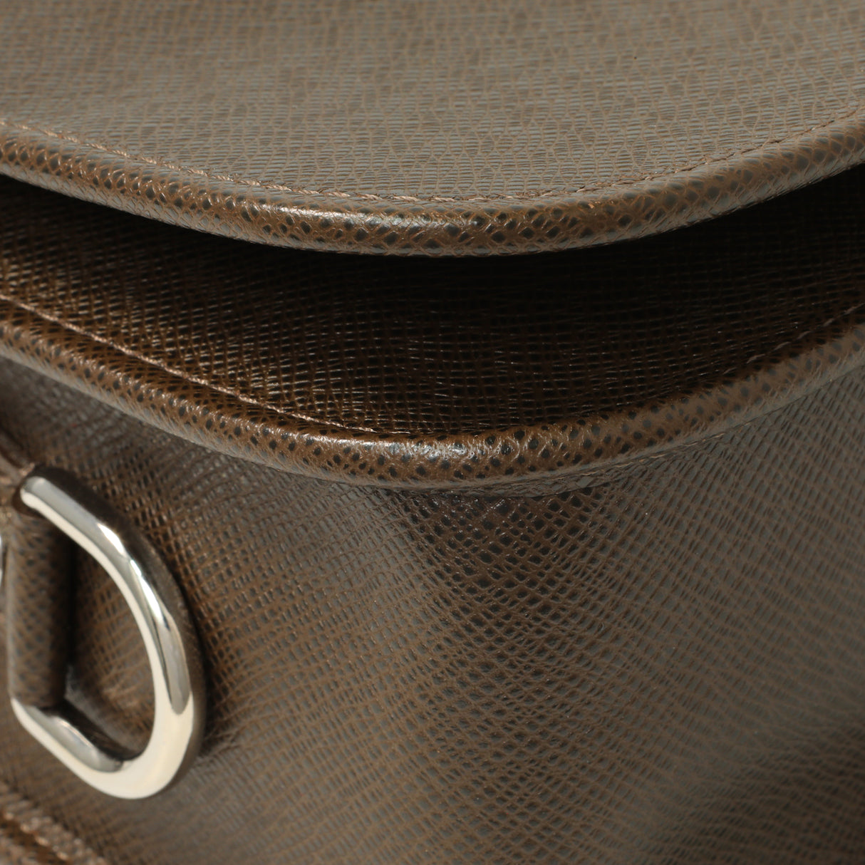 Louis Vuitton Brown Taiga Andrei Messenger Handbags Louis Vuitton