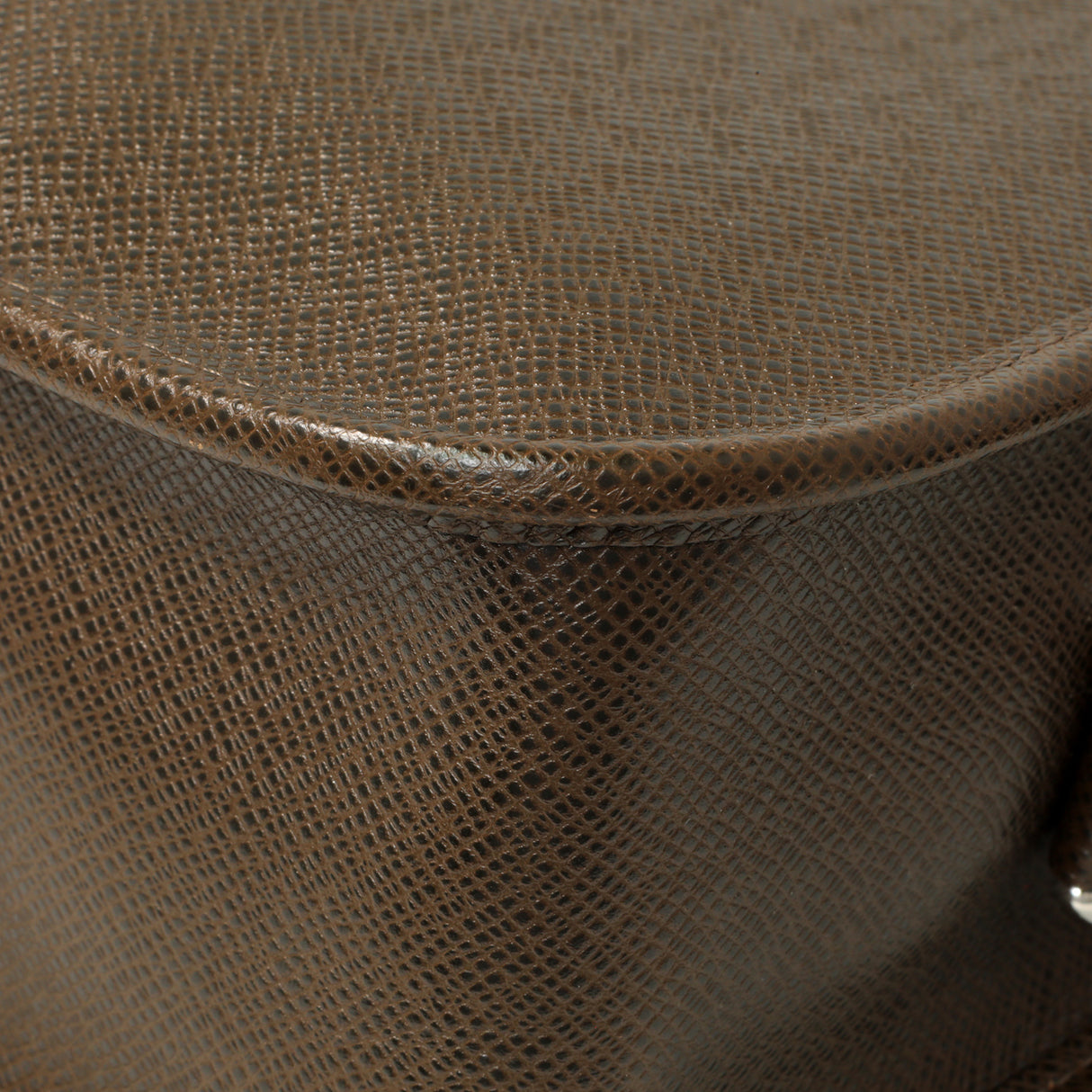 Louis Vuitton Brown Taiga Andrei Messenger Handbags Louis Vuitton