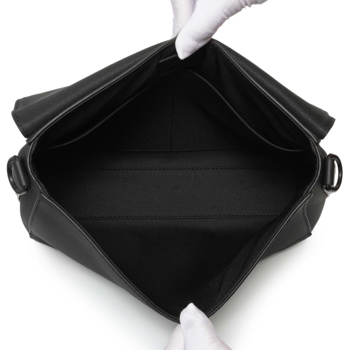 Louis Vuitton Black Grained Calfskin Aerogram Takeoff Messenger Handbags Louis Vuitton